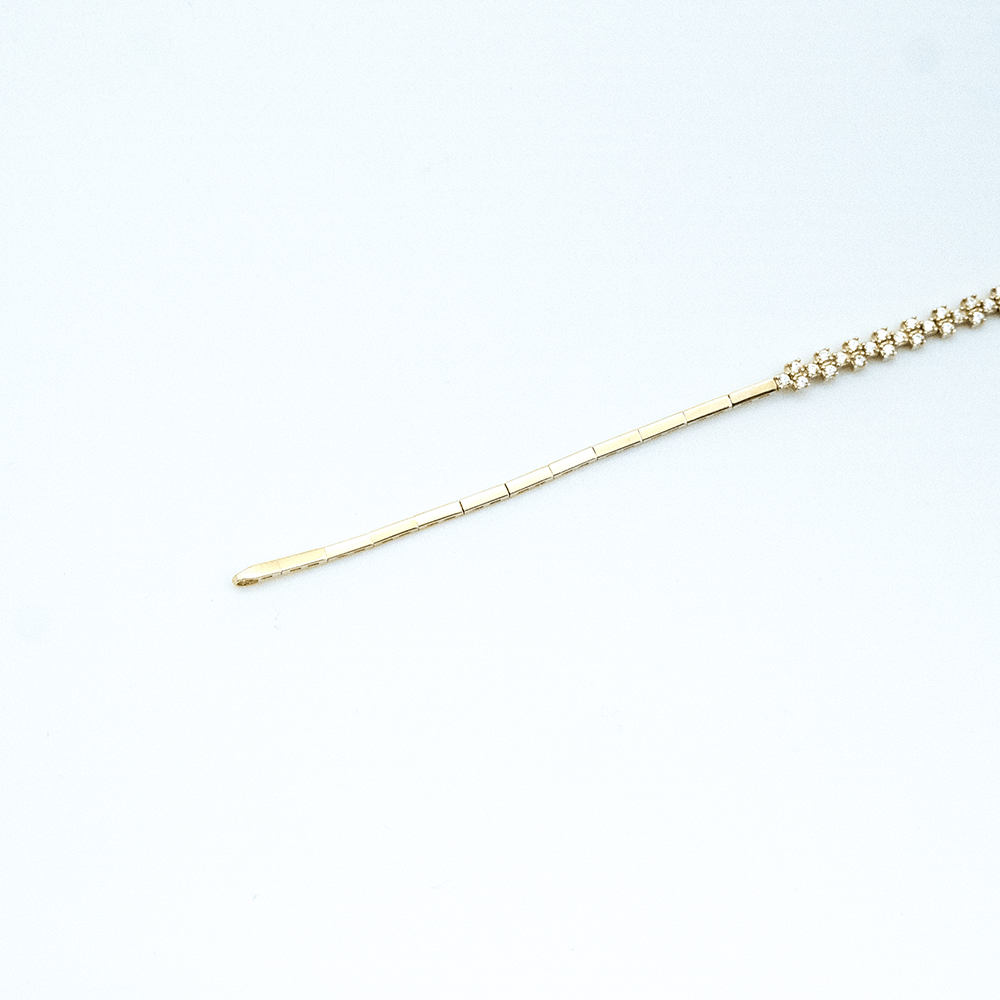 14 Ayar Taşlı Detaylı Baget Beyaz Altın Bileklik