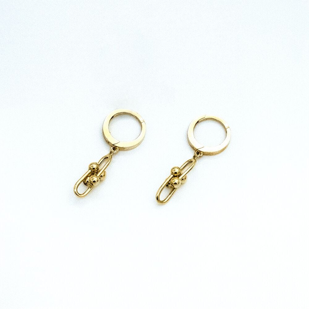 14 Ayar Sallantılı Uçları Toplu Ataç Model Altın Küpe