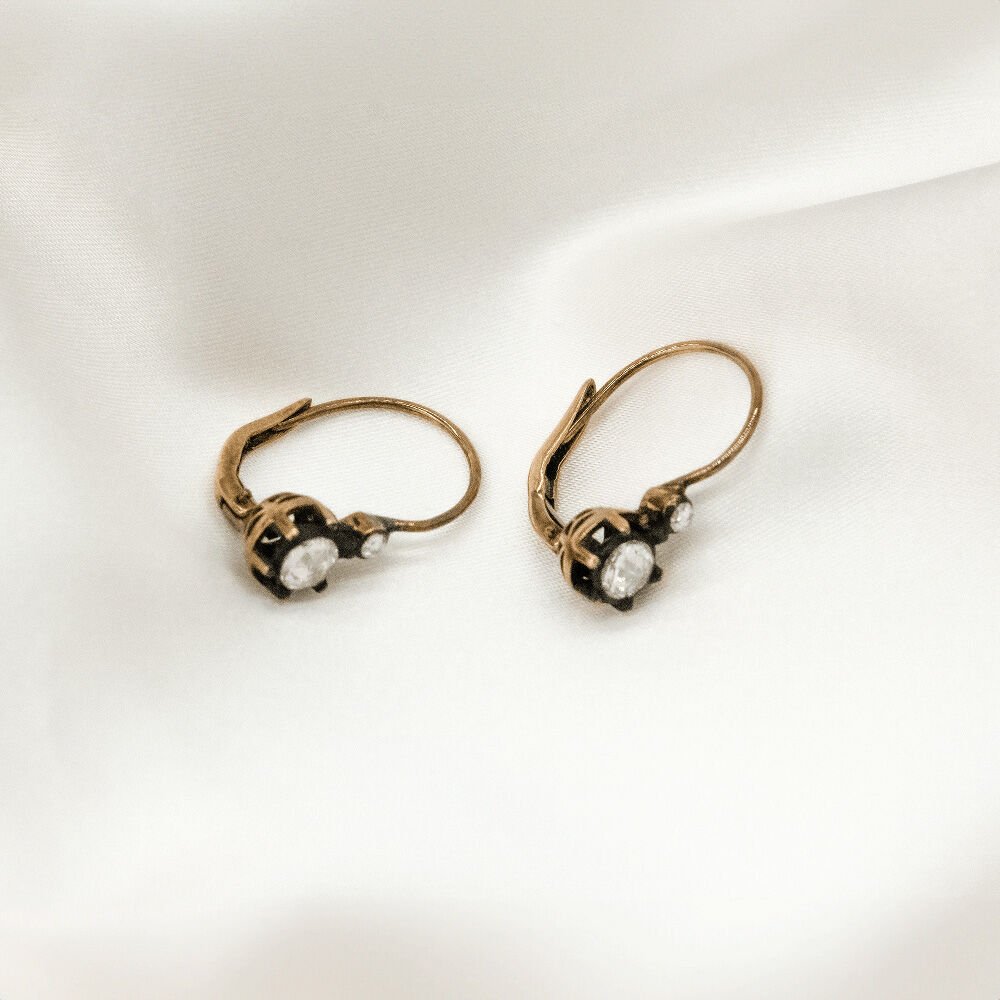 8 Ayar Tektaş Elmas Küpe