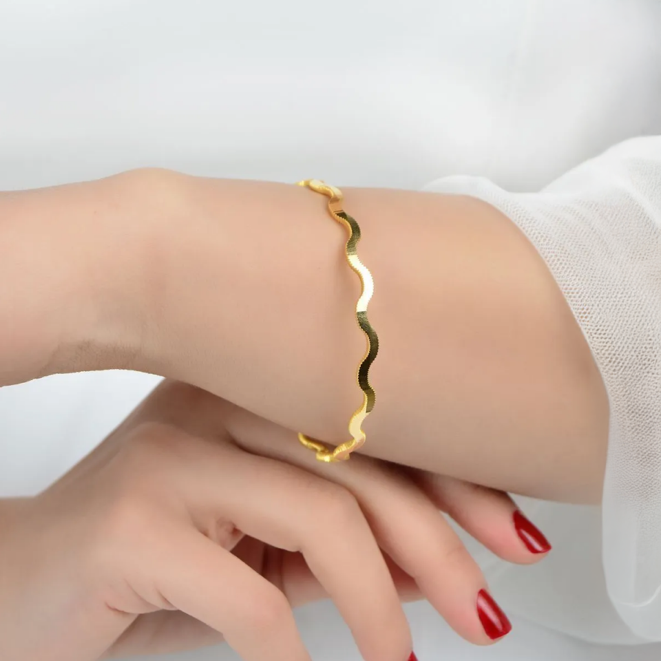 22 Ayar Kenarları Tırtıklı Dalga Model Ajda Gold Altın Bilezik 15 Gr