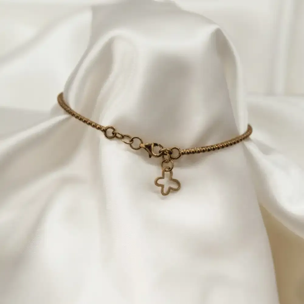 8 Ayar Sıra Taş Di̇zmeli̇ Elmas Bi̇lekli̇k