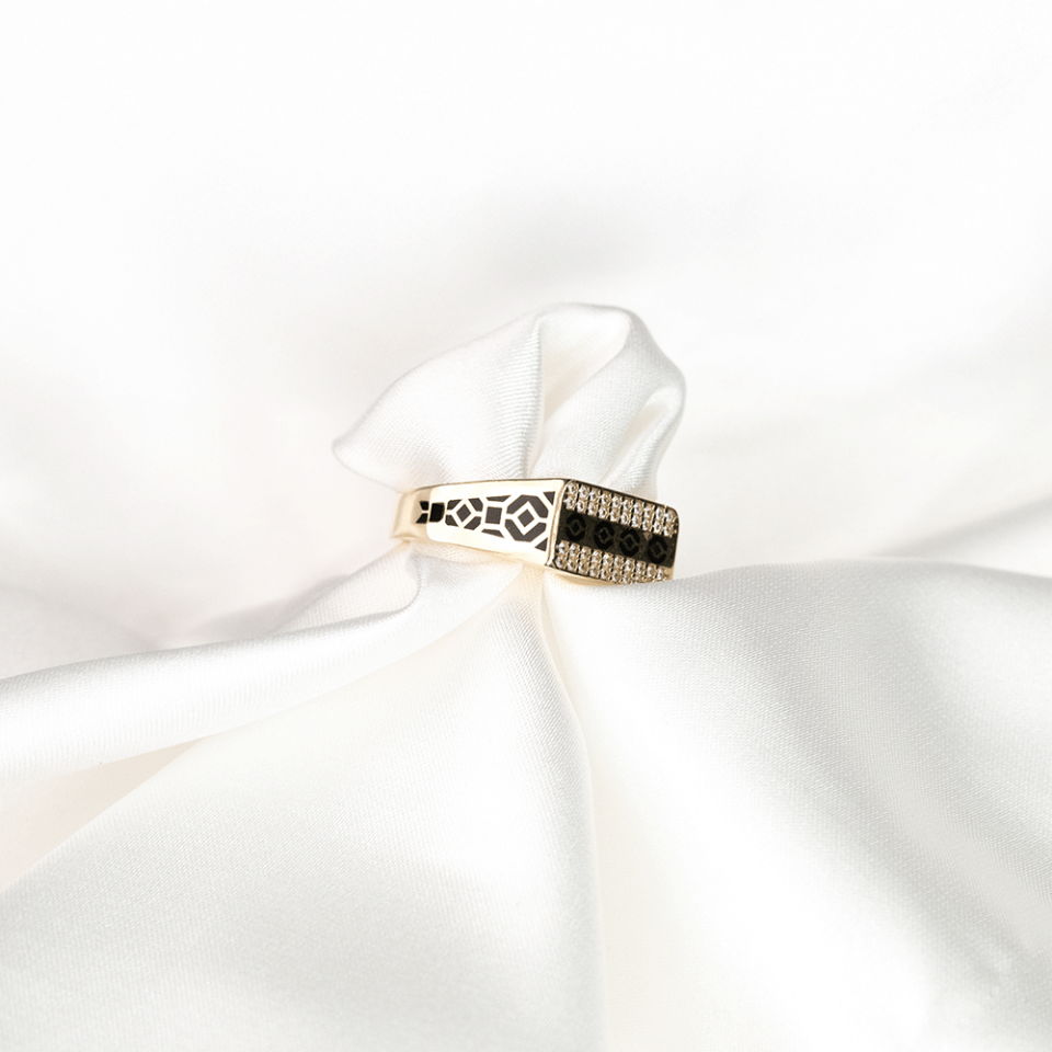 14 Ayar Taşlı Desenli Erkek Altın Yüzük