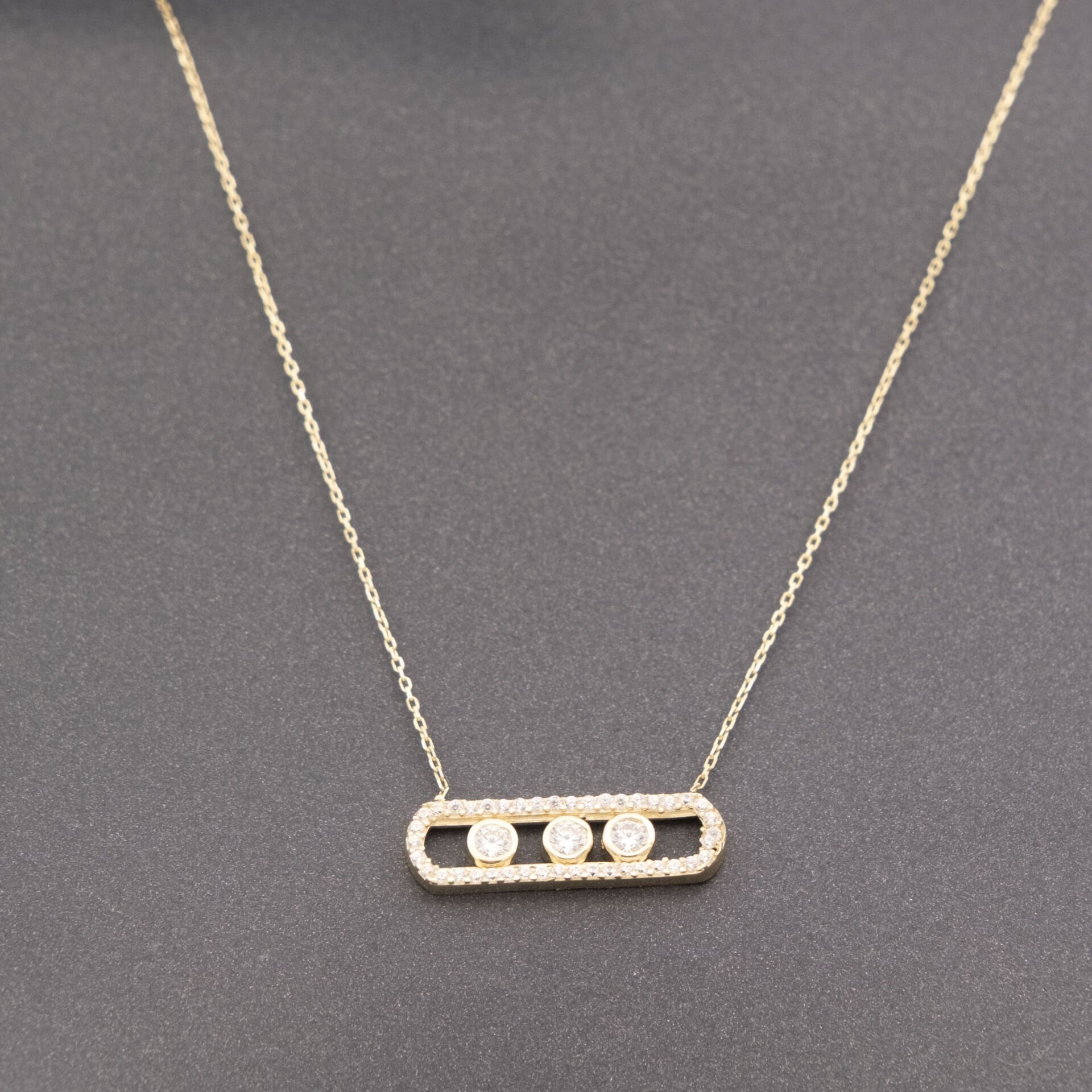 14 Ayar Taşlı 3 Daire Sallantılı Altın Kolye