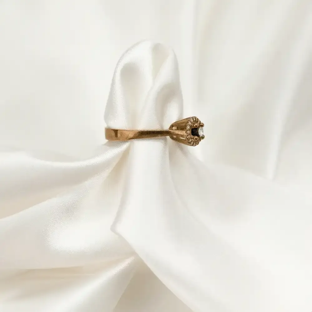 8 Ayar Tektaş Elmas Yüzük