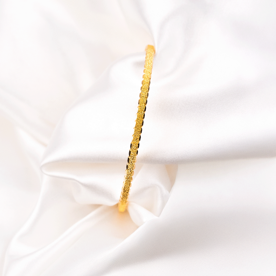 22 Ayar Burma Model Ortası Parıltılı Ajda Gold Altın Bilezik 10 Gr 6.6 ⌀