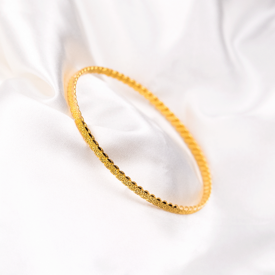 22 Ayar Burma Model Ortası Parıltılı Ajda Gold Altın Bilezik 10 Gr 6.6 ⌀