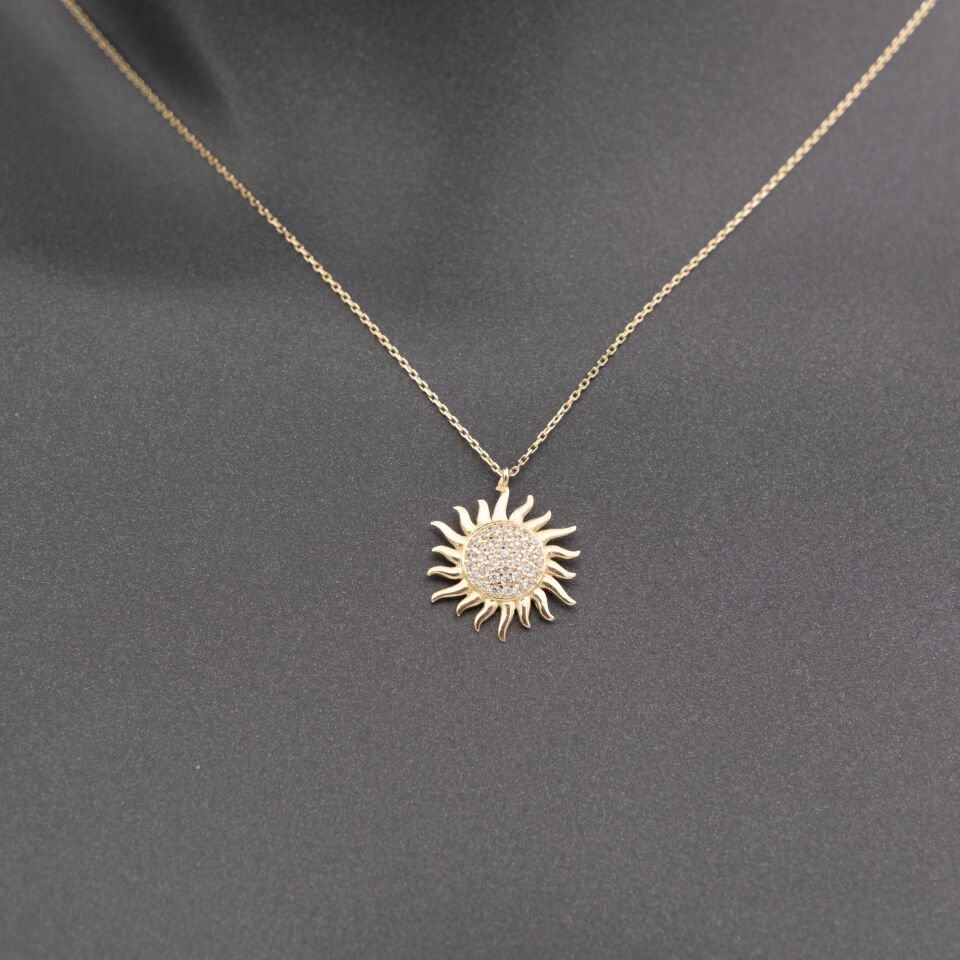 14 Ayar Taşlı Güneş Detaylı Altın Kolye
