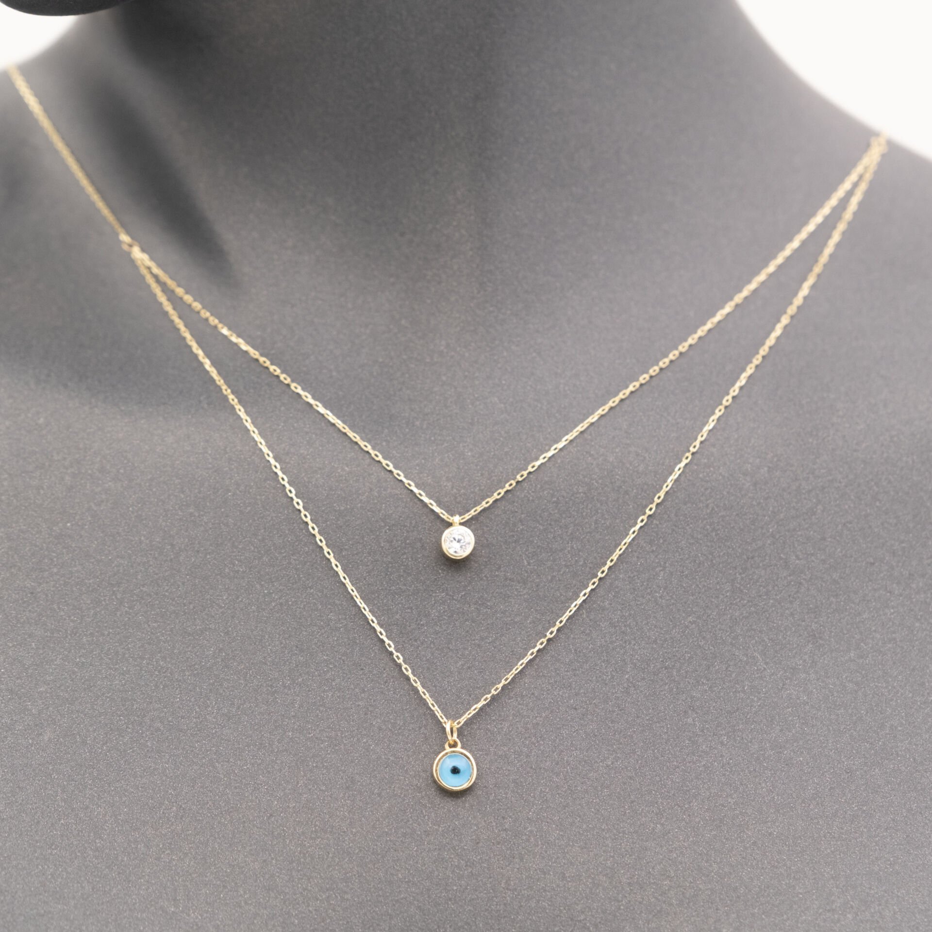 14 Nazar Boncuklu Detaylı Altın Kolye