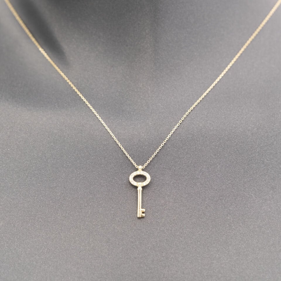 14 Taşlı Anahtar Altın Kolye