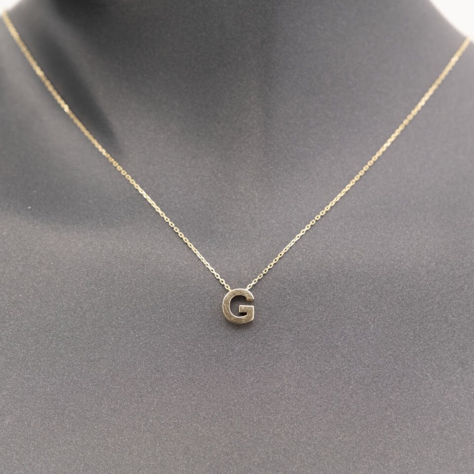 14 G Harfli Altın Kolye