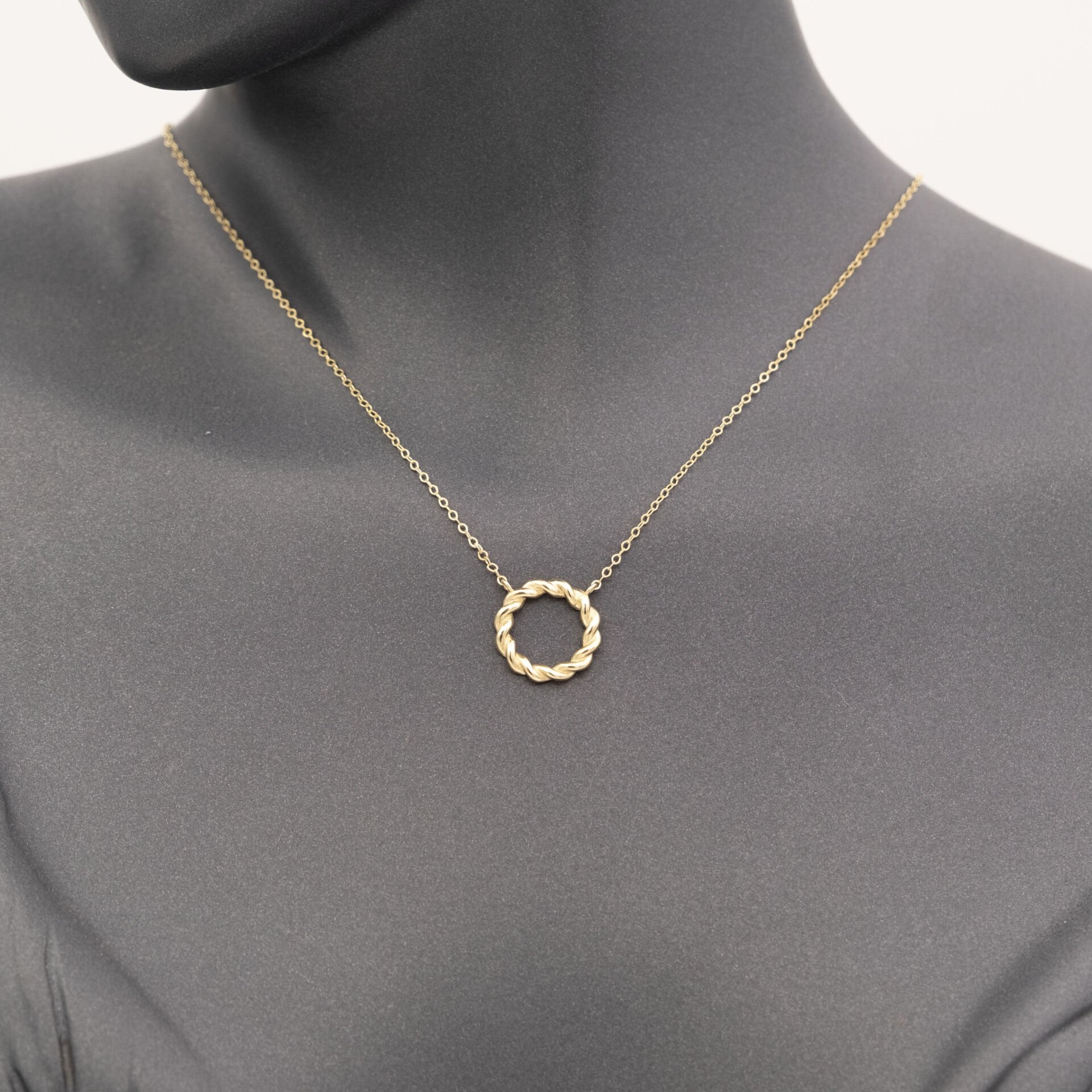 14 Ayar Sade Sarmal Altın Kolye