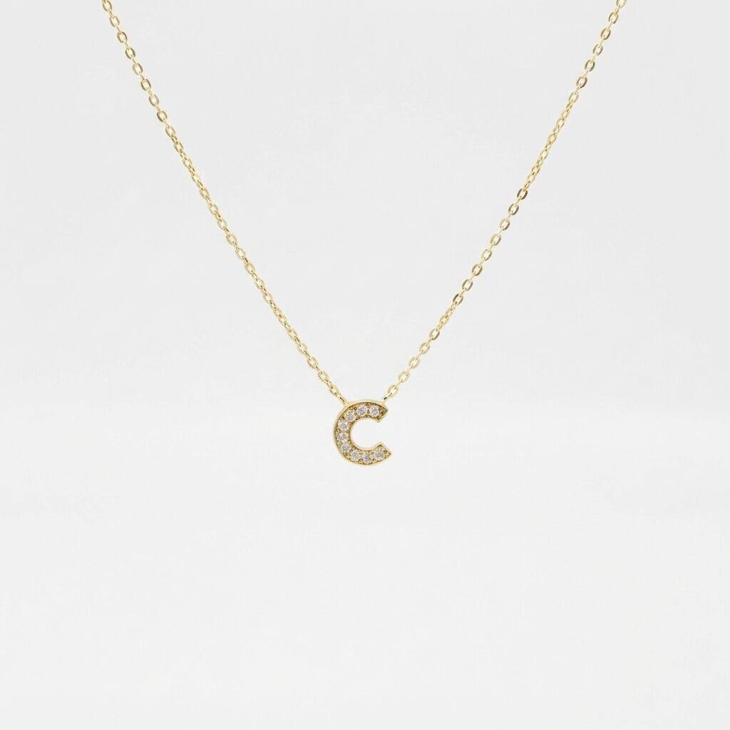 14 Ayar Minimalist Taşlı “C” Harfli Altın Kolye