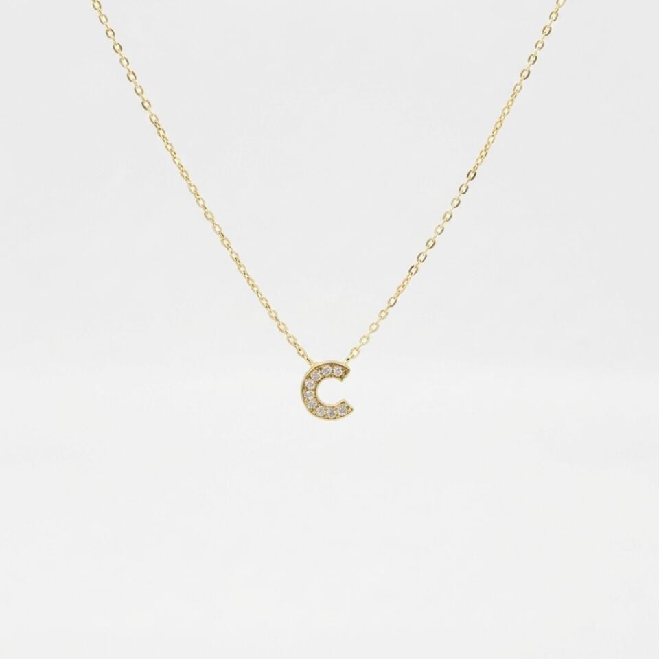 14 Ayar Minimalist Taşlı “C” Harfli Altın Kolye