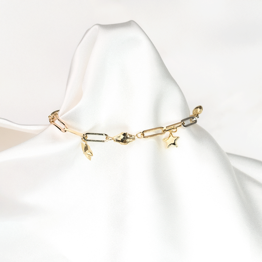 14 Ayar 3 Renkli Yıldız Charmlı Altın Bileklik