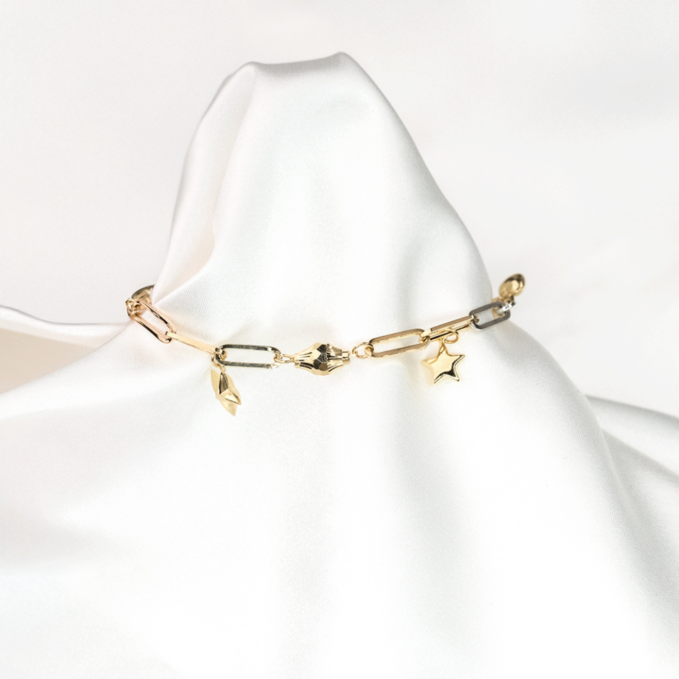 14 Ayar 3 Renkli Yıldız Charmlı Altın Bileklik