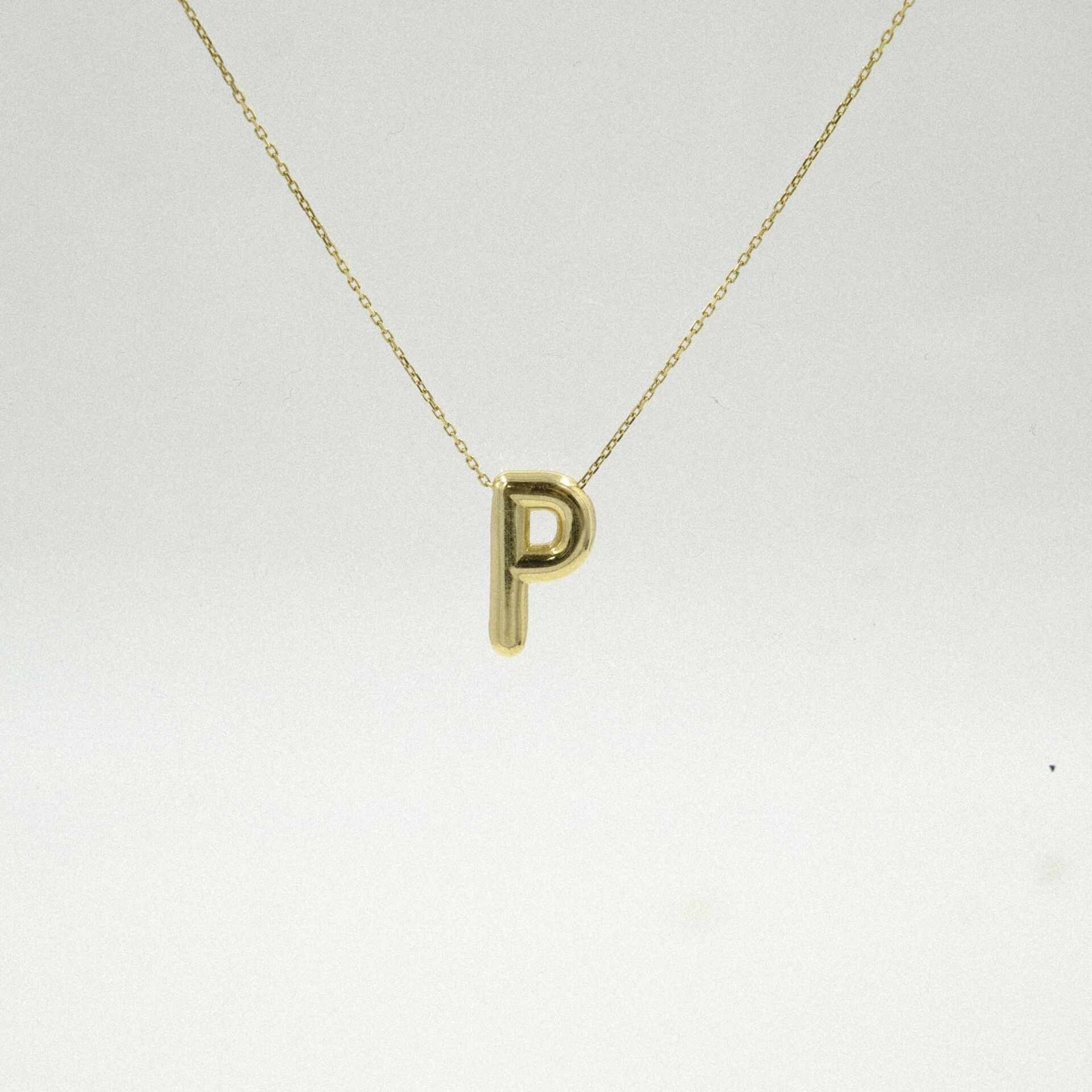 24 Ayar Minimal “P” Harfli Altın Kolye