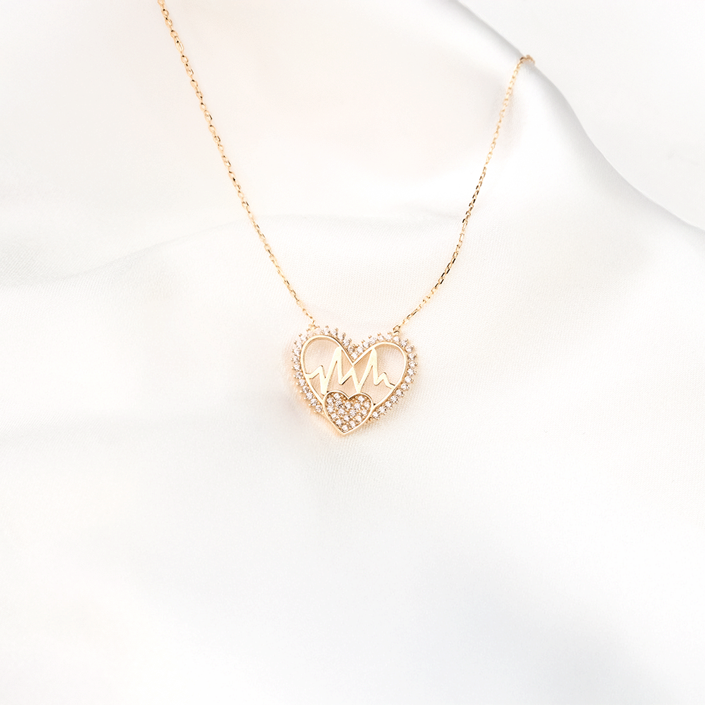 14 Ayar Taşlı Kalpli Nabız Altın Kolye