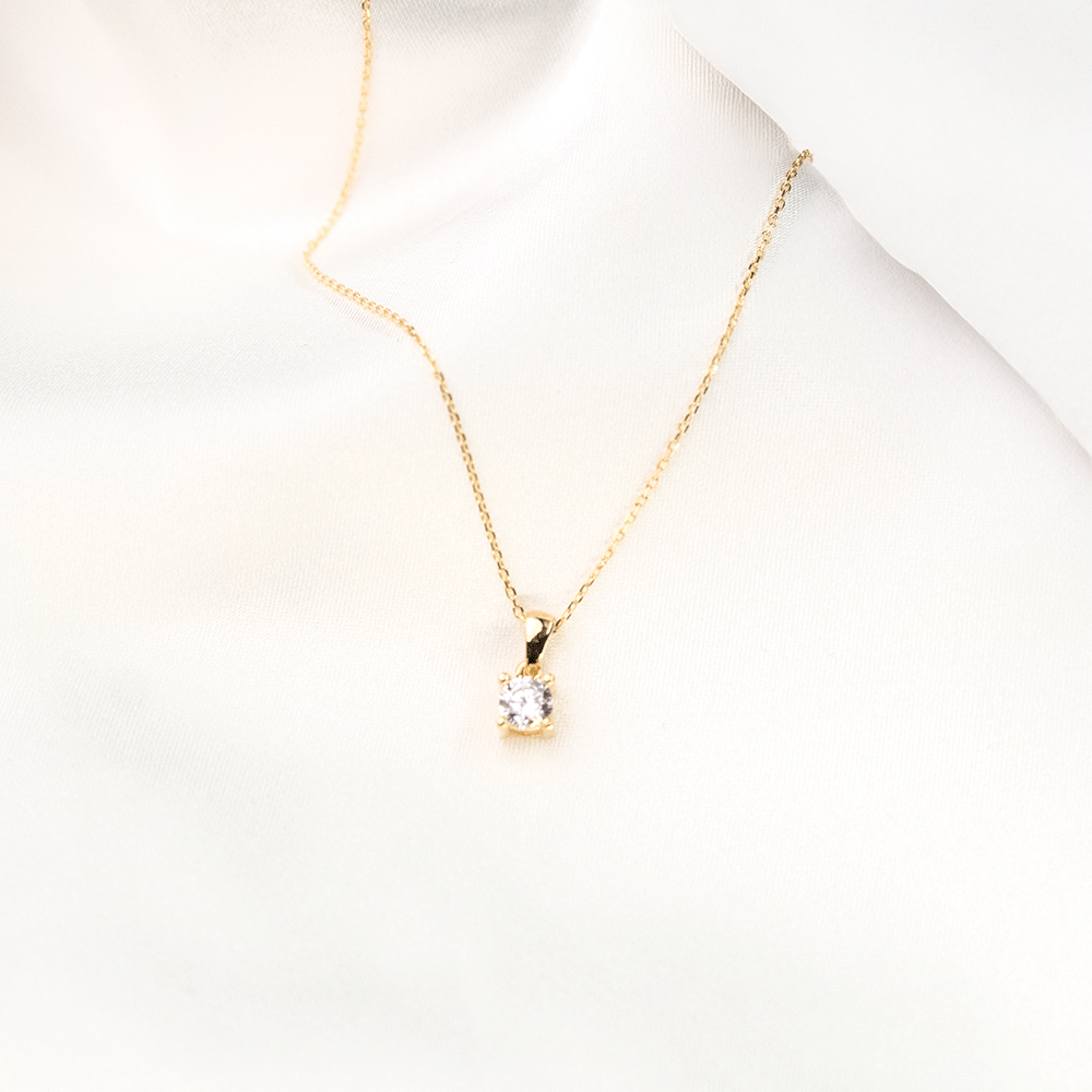 14 Ayar Yuvarlak Taşlı Detaylı Altın Kolye