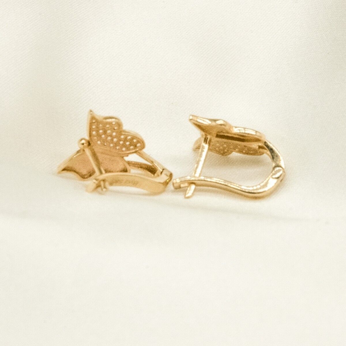 14 Ayar Yarı Taşlı Kelebek Altın Küpe (Set Ürünü)