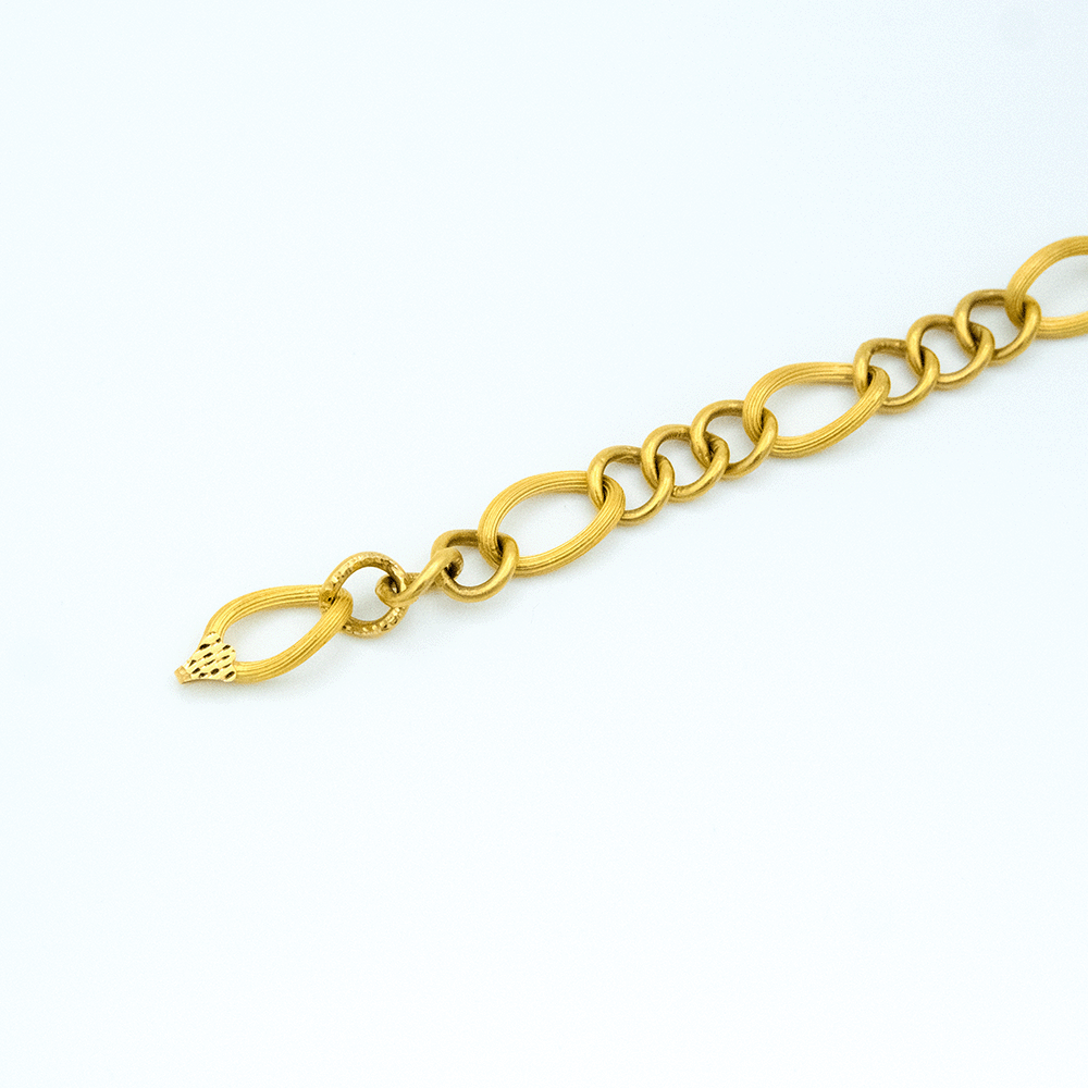 22 Ayar Halkalı Detaylı Çizgili Altın Bileklik