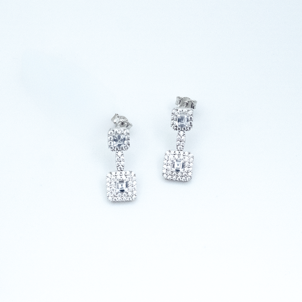 14 Ayar Pırıltılı Asalet Altın Küpe