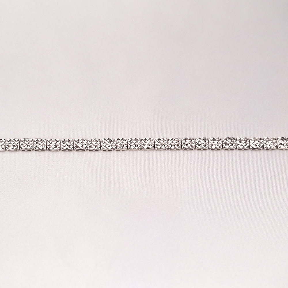 14 Ayar Kare Kesim Parıltılı Beyaz Altın Bileklik