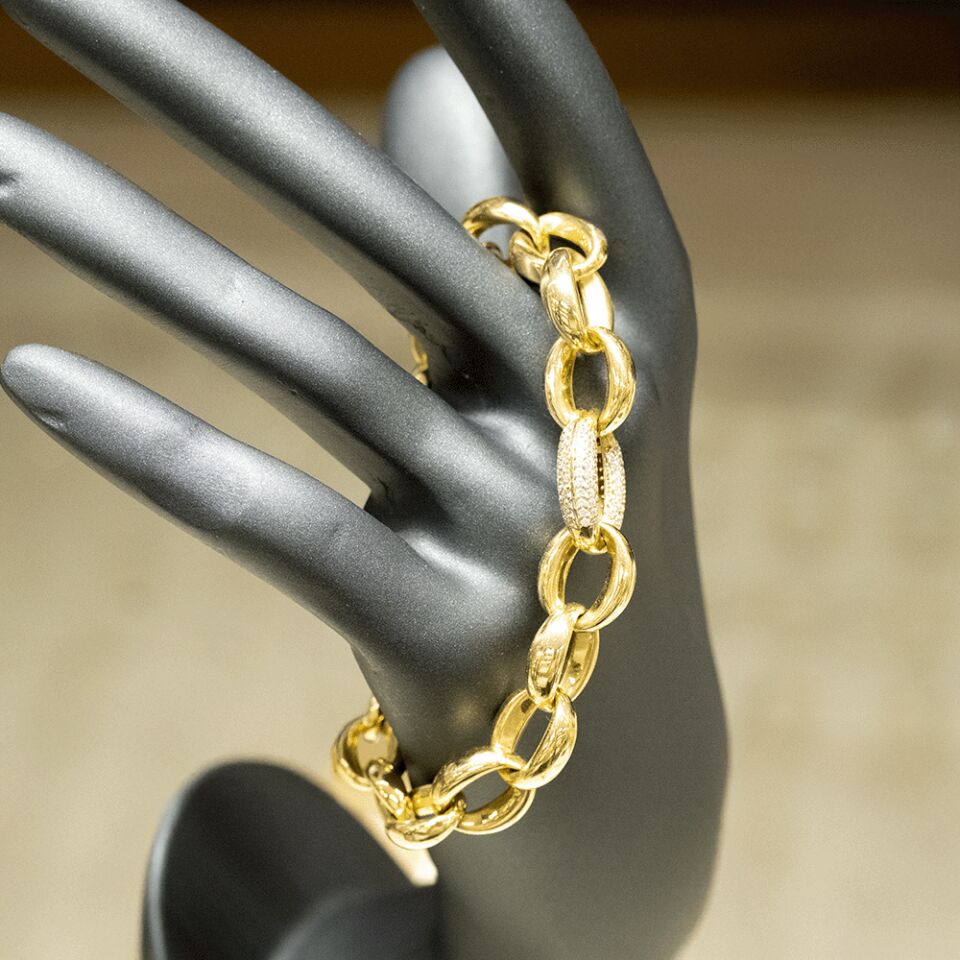 14 Ayar Taşlı Detaylı Sıralı Altın Bileklik