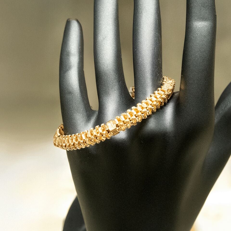 14 Ayar Dorika Detay Kelepçe Altın Bileklik