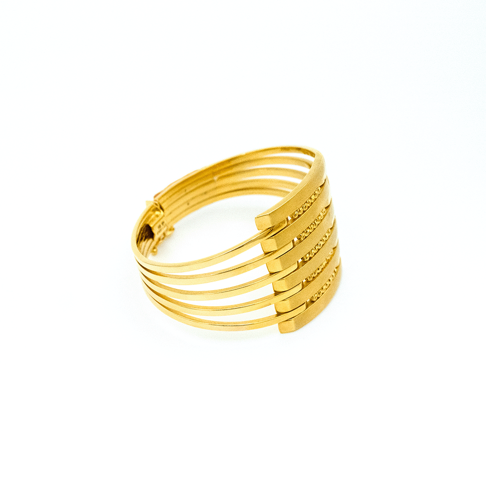 14 Ayar Doğal Melodi Kelepçe Altın Bileklik